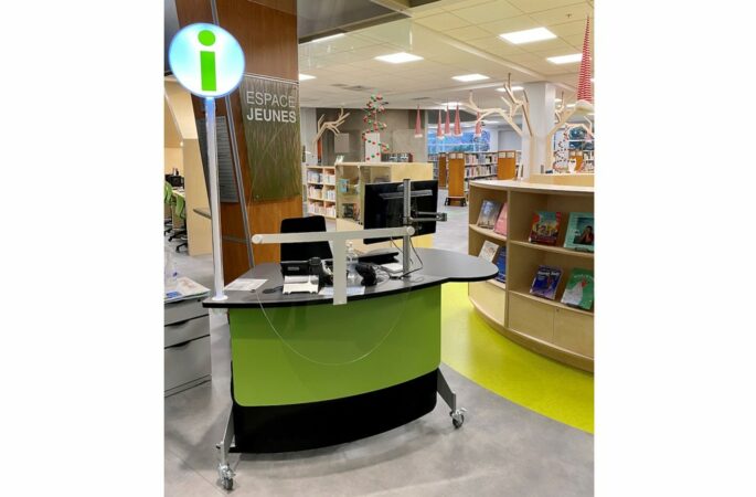 YAKETY YAK 202 Desk becomes a reference desk at the Georgette-Lepage Library of Brossard, Montreal QC.