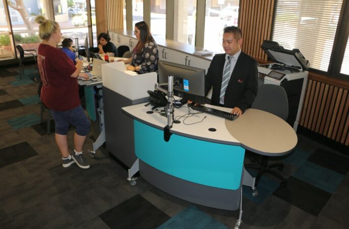 YAKETY YAK 202 desk deployed in a municipality customer service center.