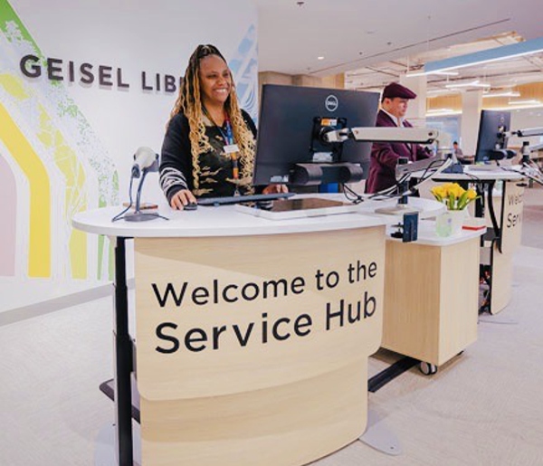 YAKETY YAK Customer Service Desks for Architects