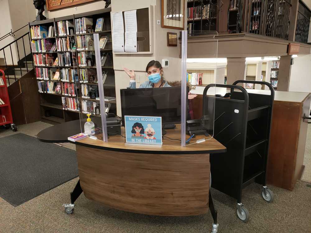 YAKETY YAK 202 Desk positioned at the main entrance as a concierge/welcome station, at Harrison Memorial Library, Carmel-by-the-Sea.