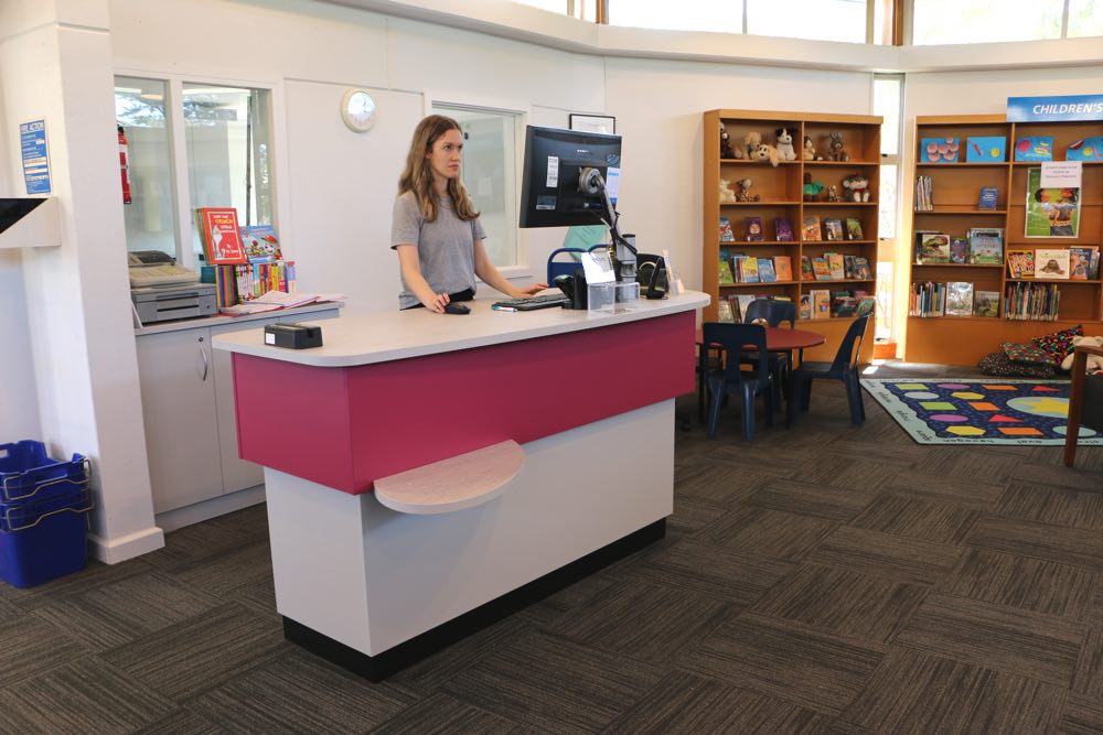 YAKETY YAK 304 Counter provides a compact yet spacious service desk at Nightingale Memorial Library.