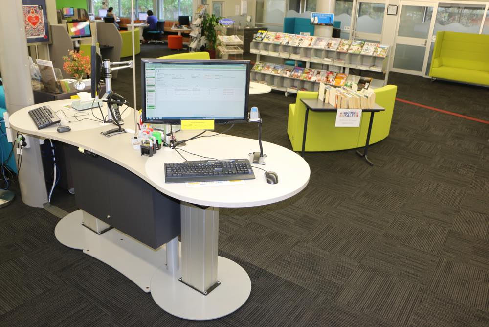 YAKETY YAK 240 Island Desk at North Coast TAFE Port Macquarie Campus.