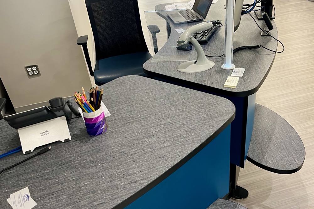 Our YAKETY YAK 305 Counters provide a spacious and functional space for day to day operations and equipment.