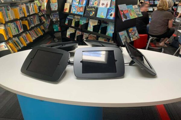 YAKETY YAK Oval 103 Pod equipped with iPads, ready for use at Belmont School Library.