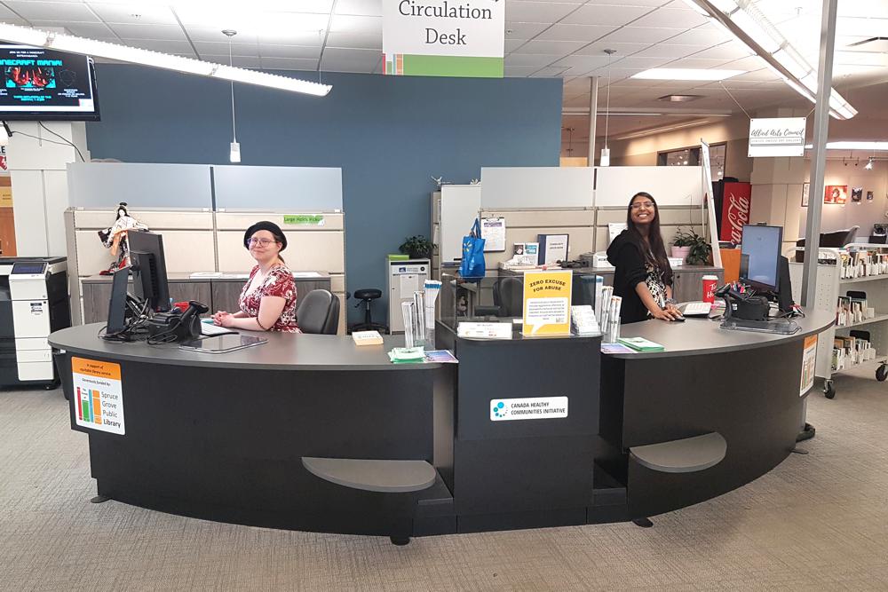 YAKETY YAK 306 Counter and 300 Cash Module help staff respond to the demands of the day at Spruce Grove Public Library.
